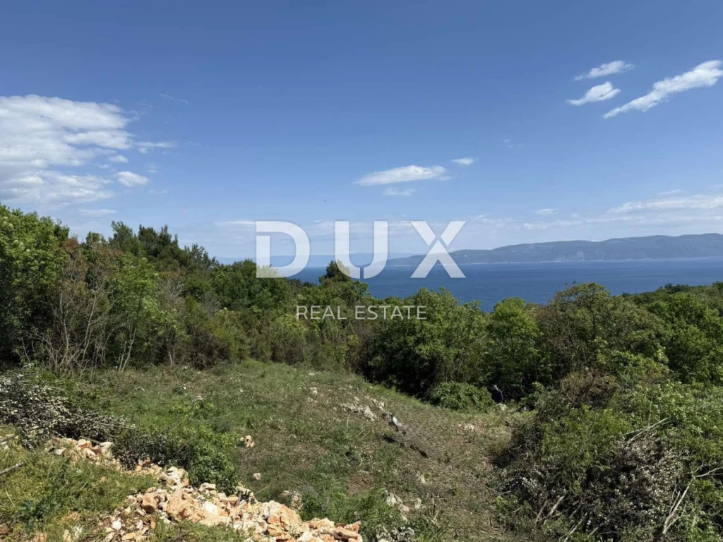 ISZTRIA, LABIN (KÖRNYÉK) - Telek panorámás kilátással a tengerre
