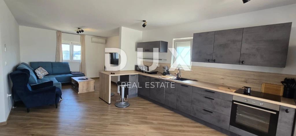 ISZTRIA, PULA - Gyönyörű penthouse lakás egy keresett helyen!