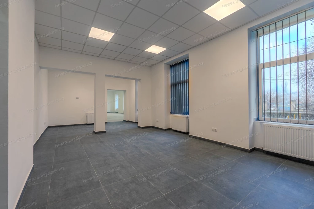 Felújított, 236 m²-es üzlethelyiség eladó Miskolc forgalmas útvonalán