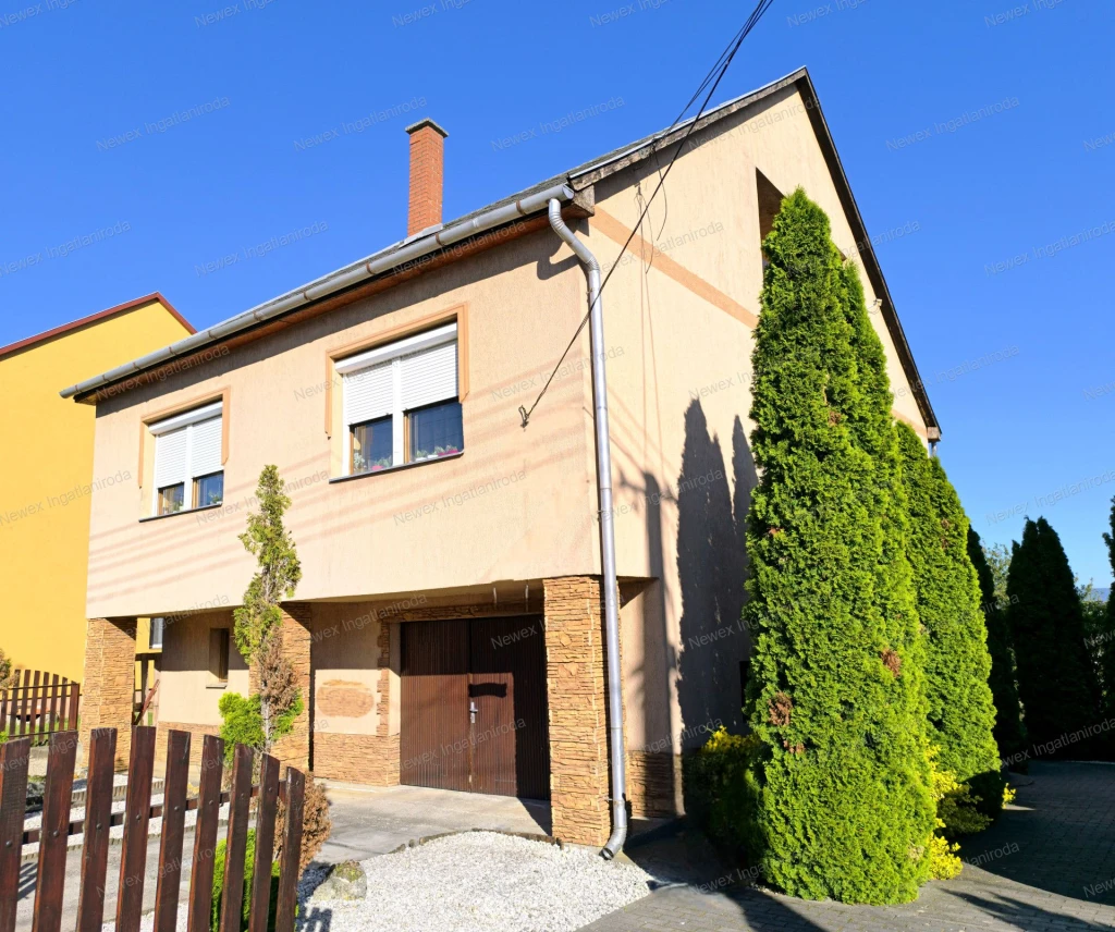 Panorámás kert, csodás lakókörnyezet, Encs