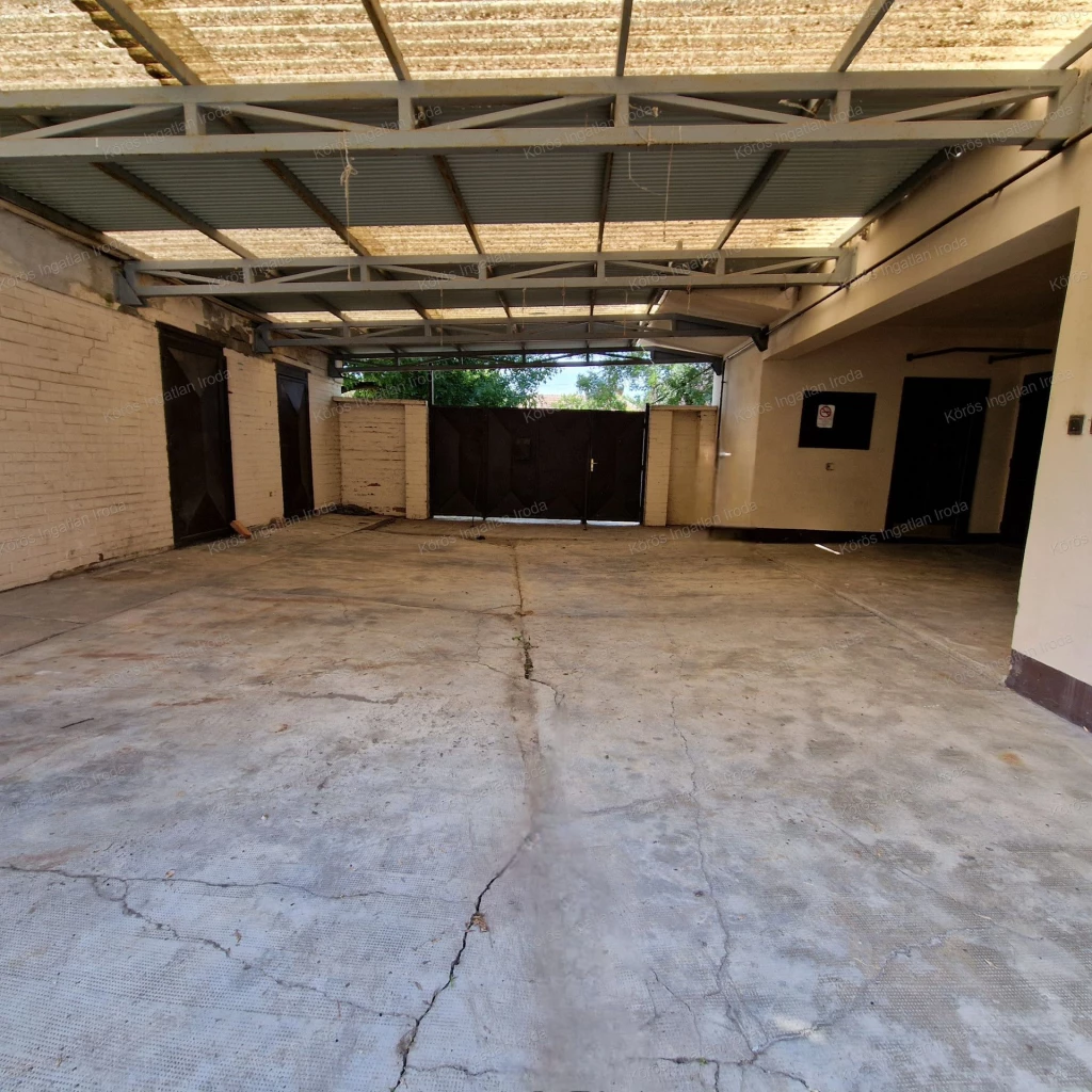 Békésszentandráson családi ház eladó!