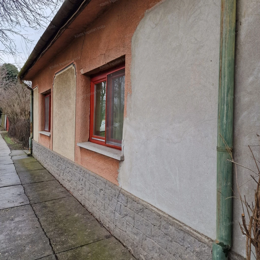 Szarvason családi ház eladó!