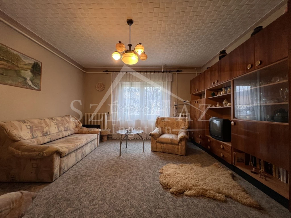 For sale house, Kátoly