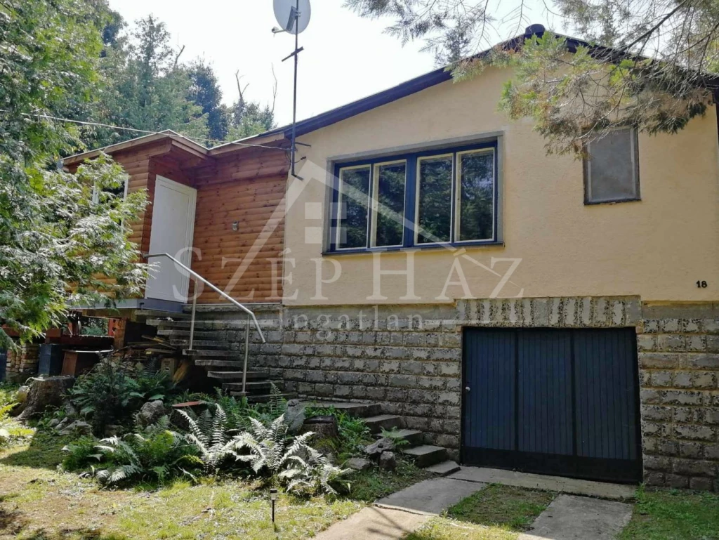 For sale weekend house, Abaliget