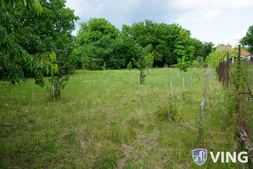 For sale building plot, Sződ