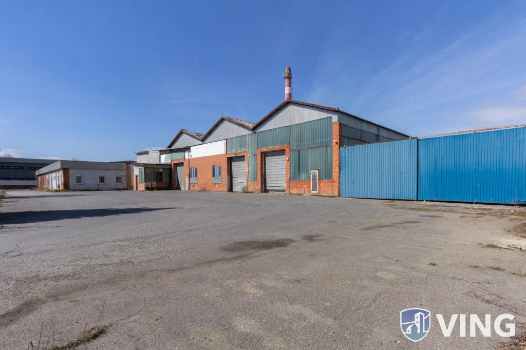 For sale depot, Hódmezővásárhely, Hódmezővásárhely, Erzsébeti út