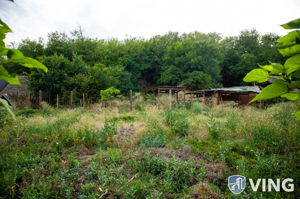 For sale building plot, Maráza