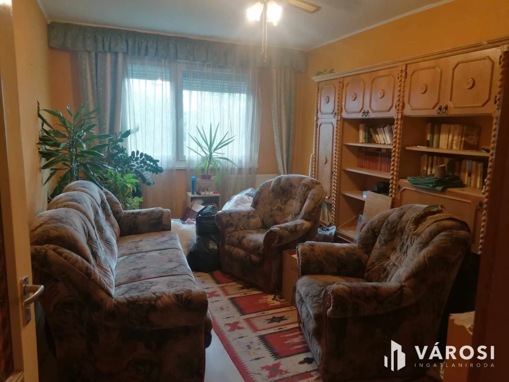 For sale panel flat, Debrecen, Újkert