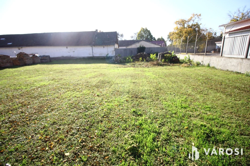 For sale building plot, Orosháza