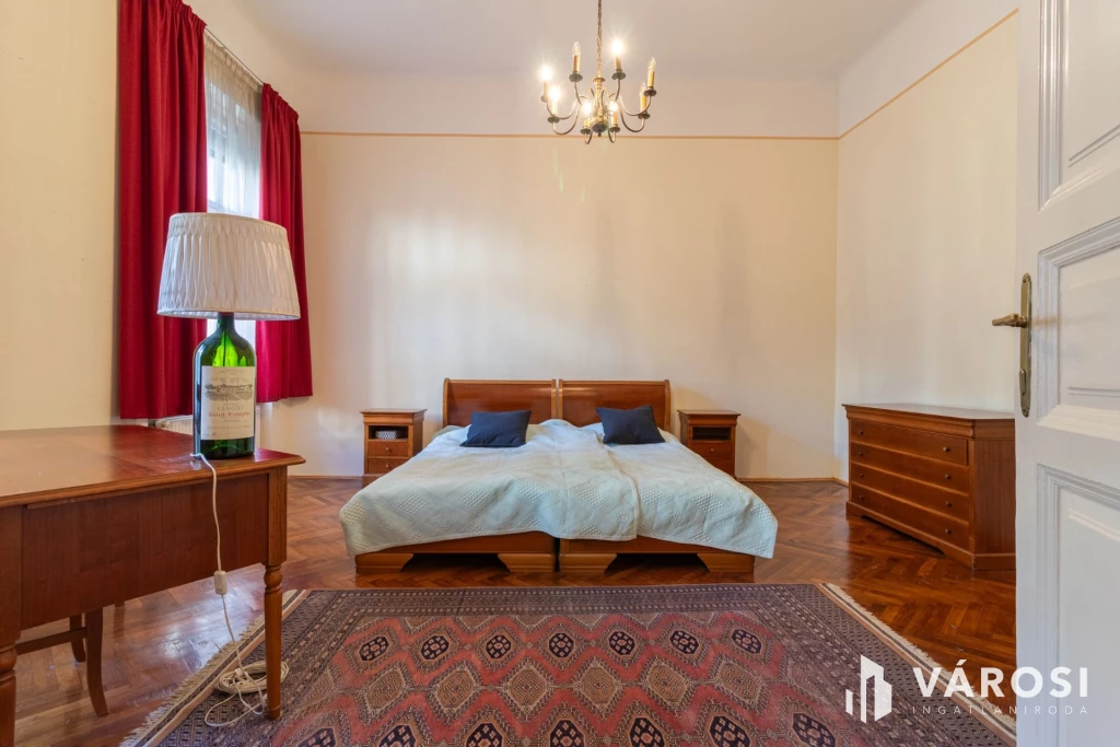 For rent brick flat, Budapest VI. kerület, Nagykörúton belüli terület