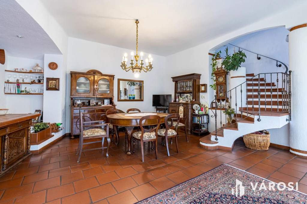 Szép nagy ház, rendezett nagy telek, Rákosszentmihályon