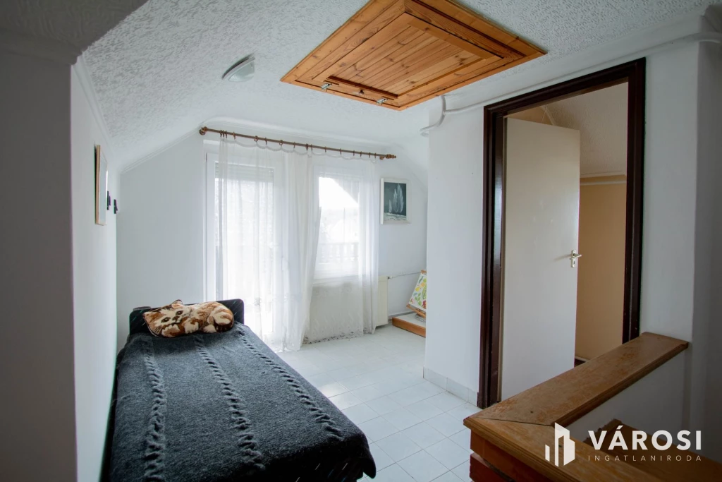 For sale house, Páka