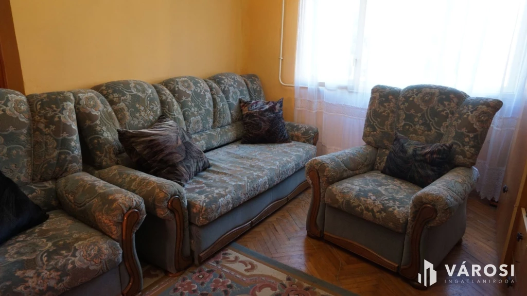 Családi ház remek helyen