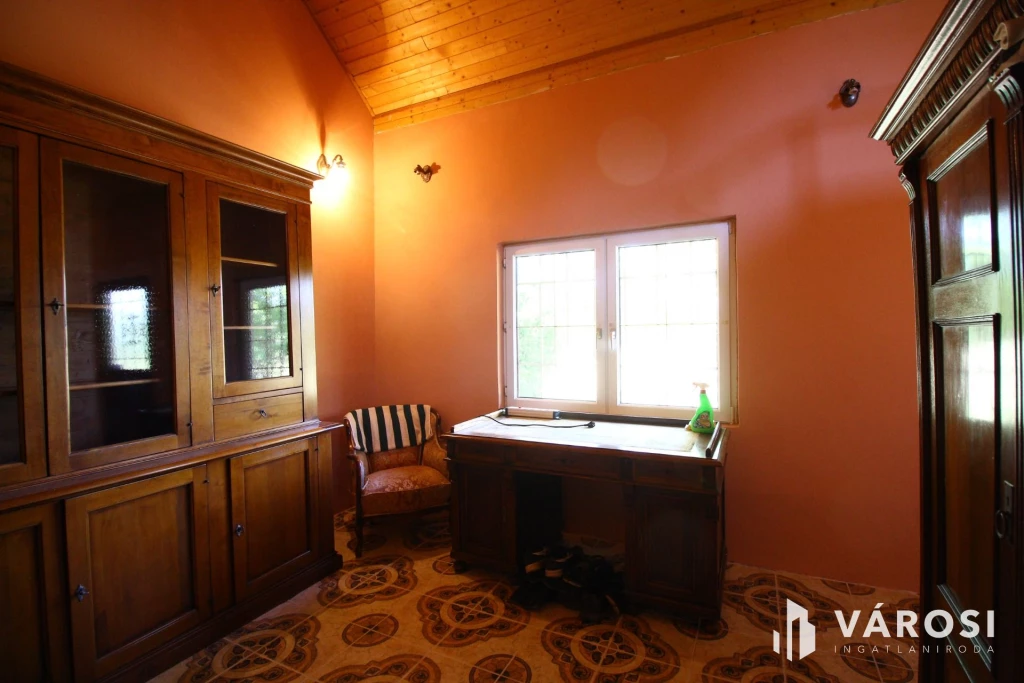 For sale grange, Balástya