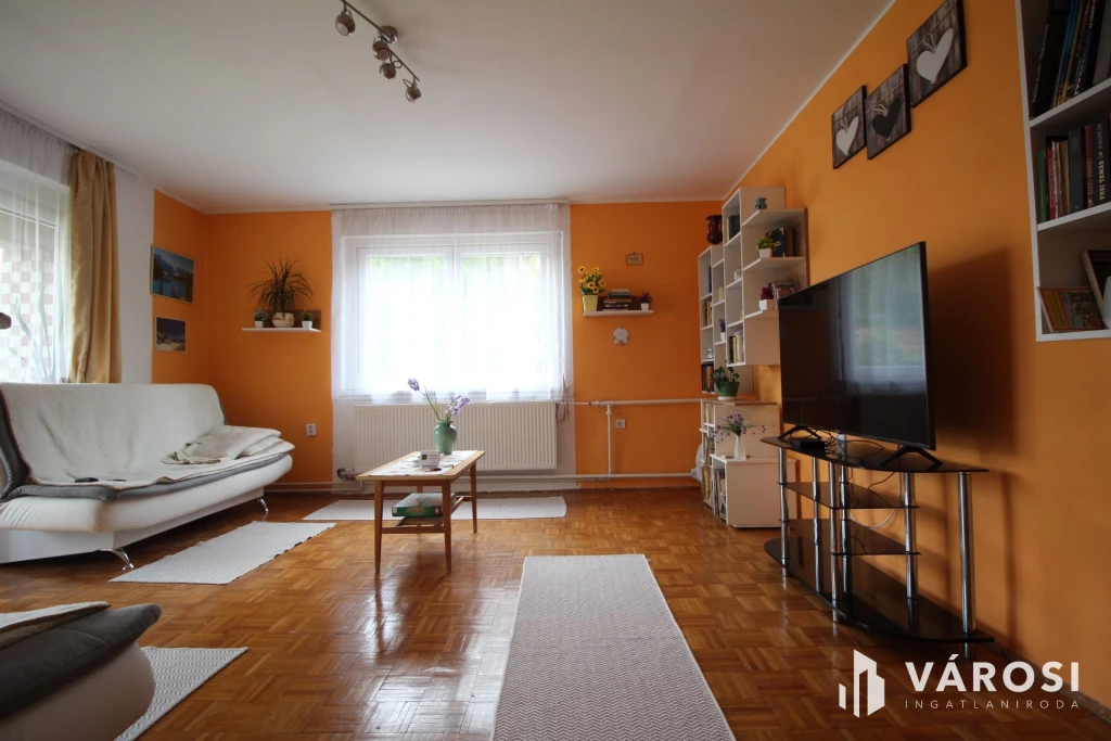 Mátraterenyén eladó, kitűnő állapotú családi ház!