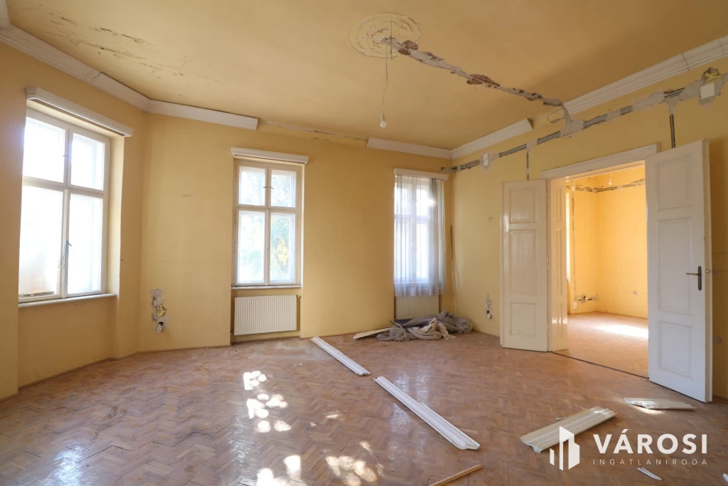 c3-1-name c2-19-name, Szeged, Rókus