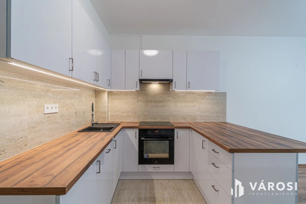 c3-1-name c2-20-name, Szeged, Tarján