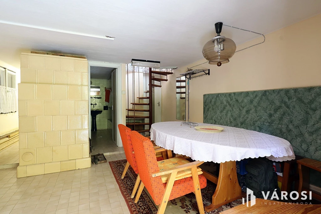 c3-1-name c2-63-name, Parádsasvár