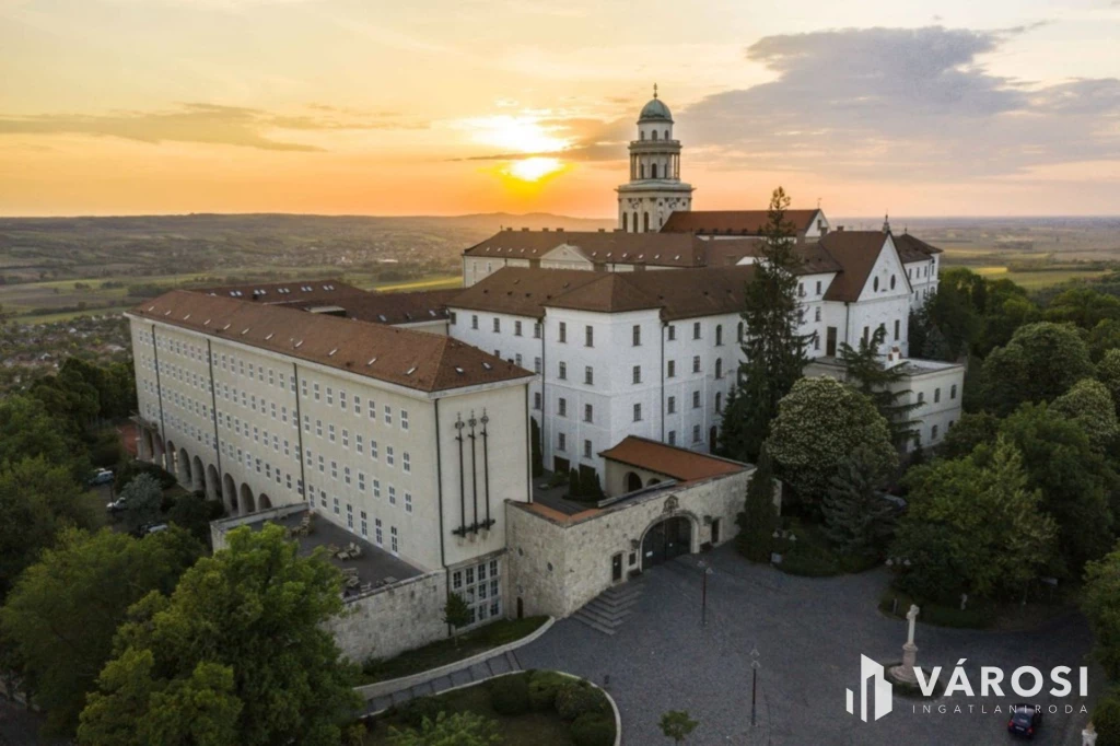 For sale house, Pannonhalma