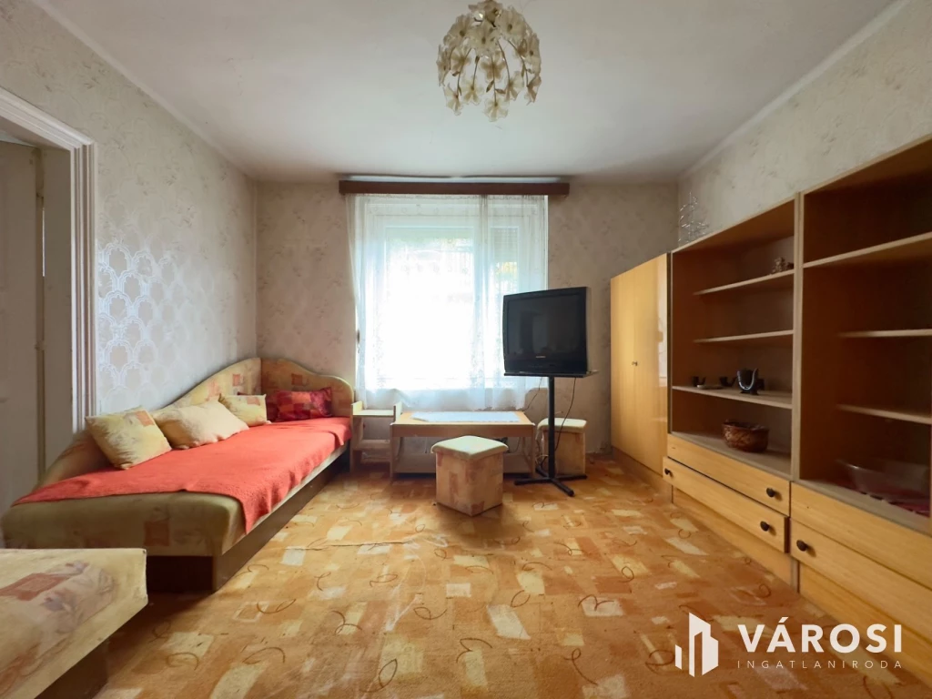 c3-1-name c2-1-name, Salgótarján