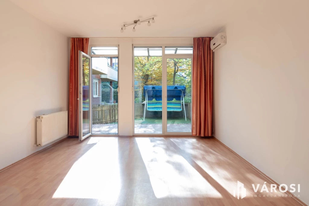 For sale brick flat, Budapest XX. kerület, Pesterzsébet