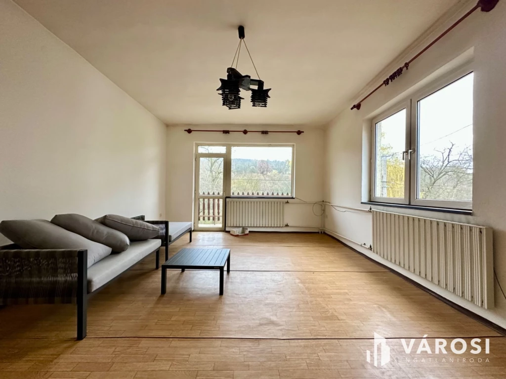 c3-1-name c2-1-name, Salgótarján