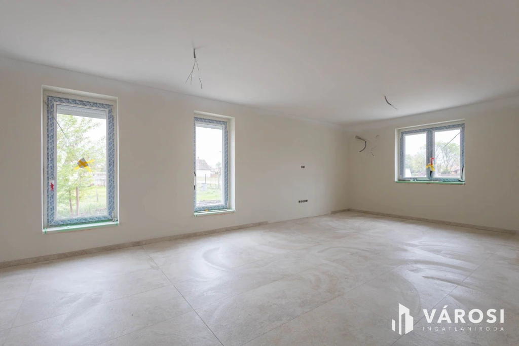 c3-1-name c2-1-name, Sándorfalva