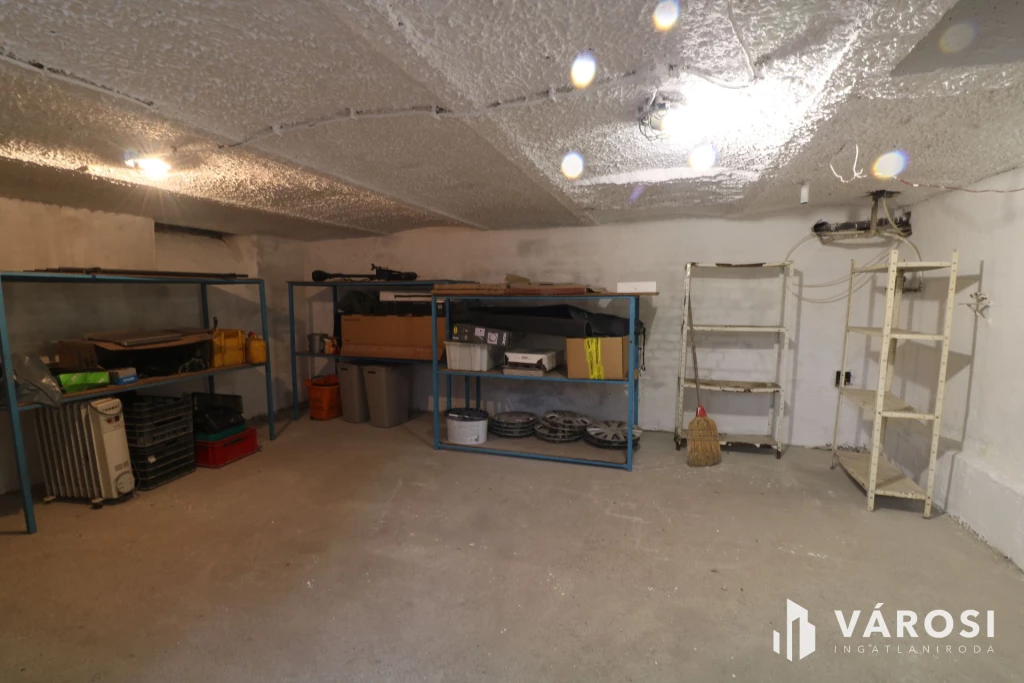 c3-2-name c2-66-name, Szeged, Felsőváros