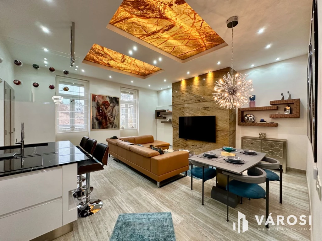 For sale brick flat, Budapest VII. kerület, Nagykörúton belüli terület