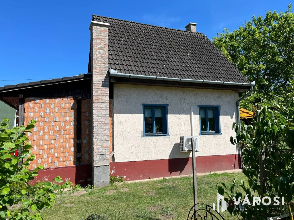 c3-1-name c2-1-name, Debrecen, Gáspár György-kert