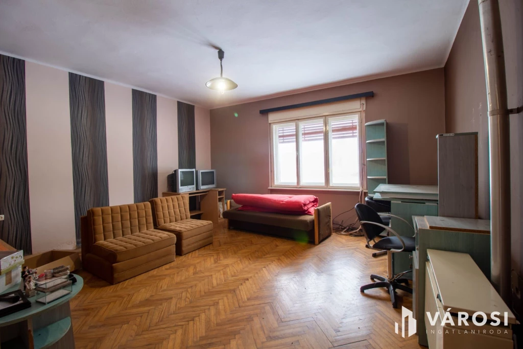 Tágas családi ház remek áron