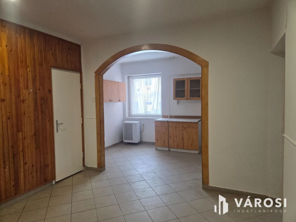 c3-1-name c2-20-name, Salgótarján