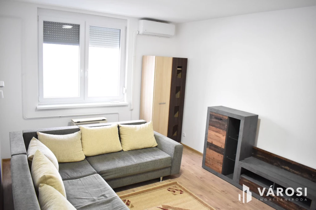 For rent brick flat, Gyula, Belváros