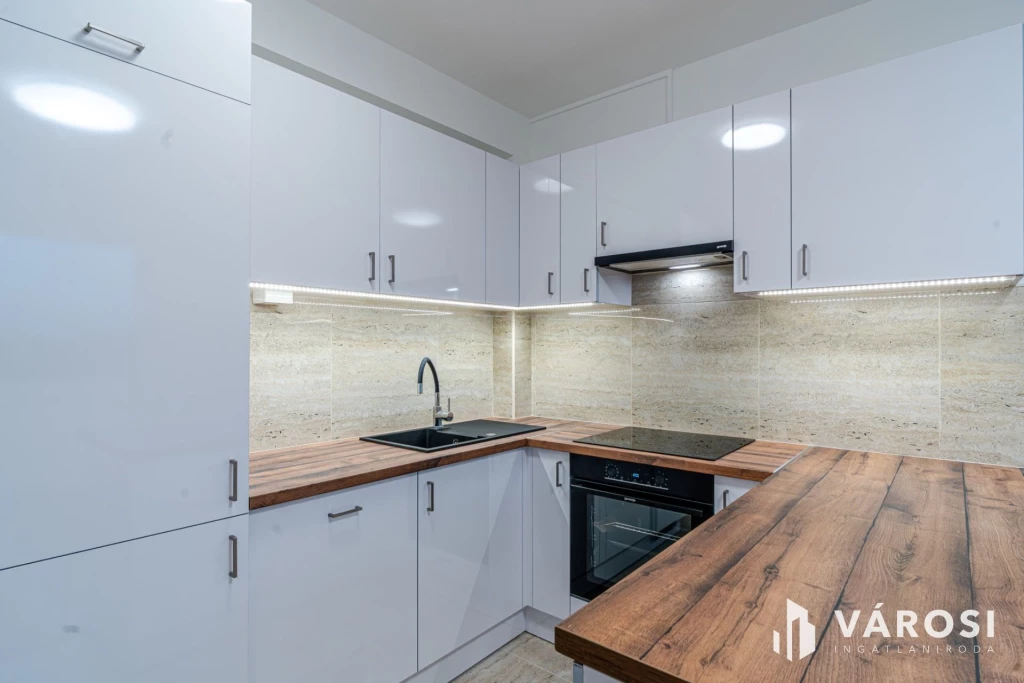 For sale panel flat, Szeged, Felsőváros