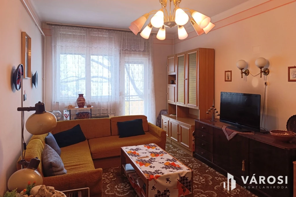 For sale brick flat, Békéscsaba, Penza-lakótelep