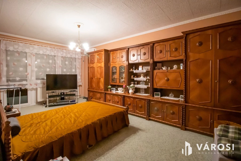 Gyorsan költözhető 2 szobás panellakás