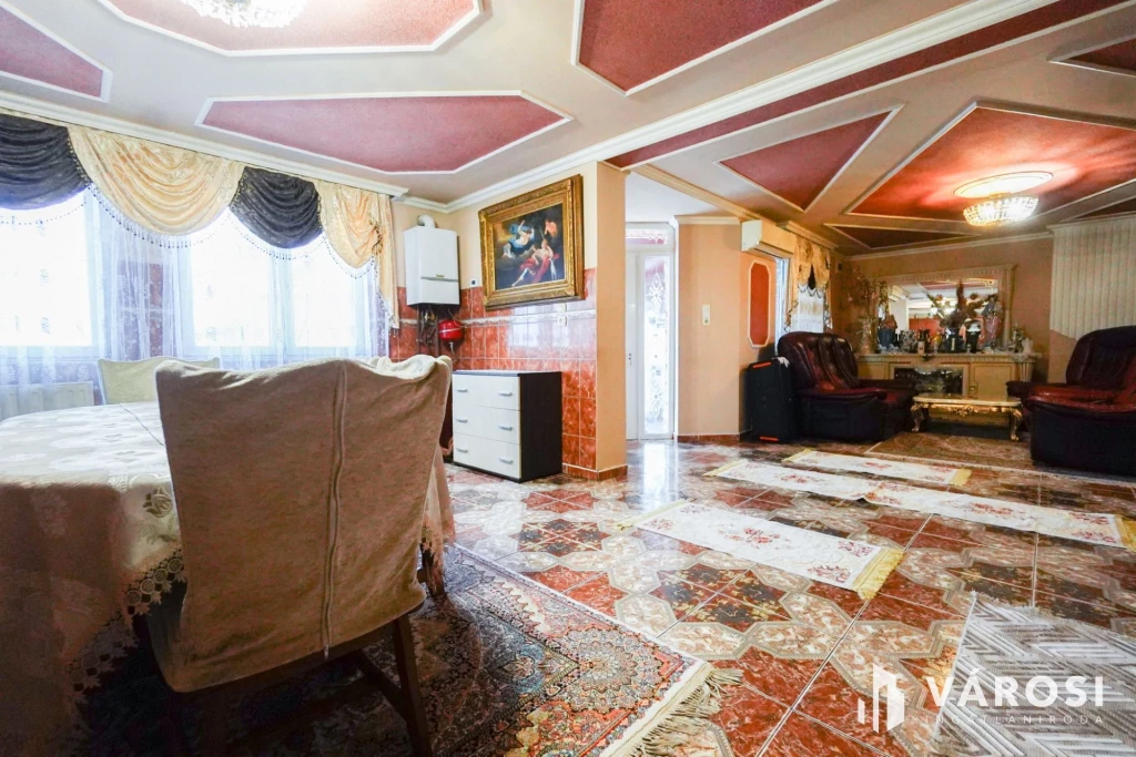 For sale house, Tura