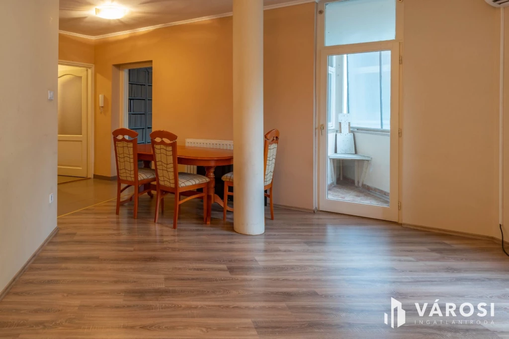 c3-1-name c2-19-name, Orosháza, Belváros