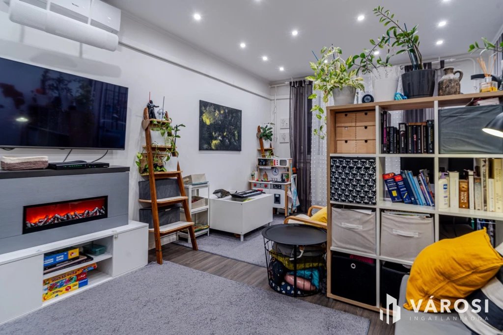 c3-1-name c2-20-name, Szeged, Rókus