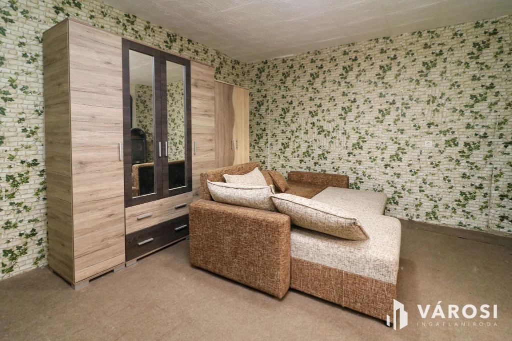 c3-1-name c2-1-name, Abony