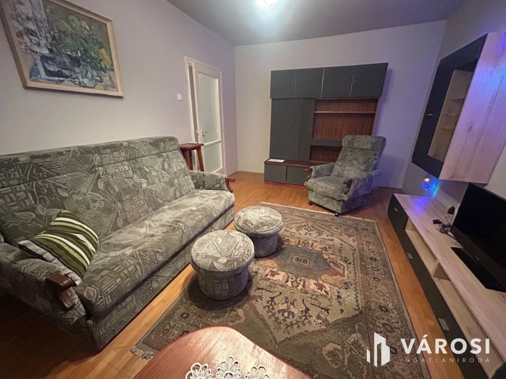 Kiadó első emeleti lakás a Debreceni Egyetem közelében
