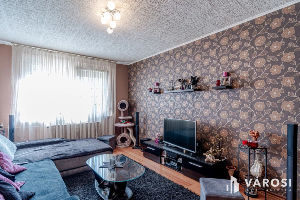 c3-1-name c2-20-name, Szeged, Felsőváros