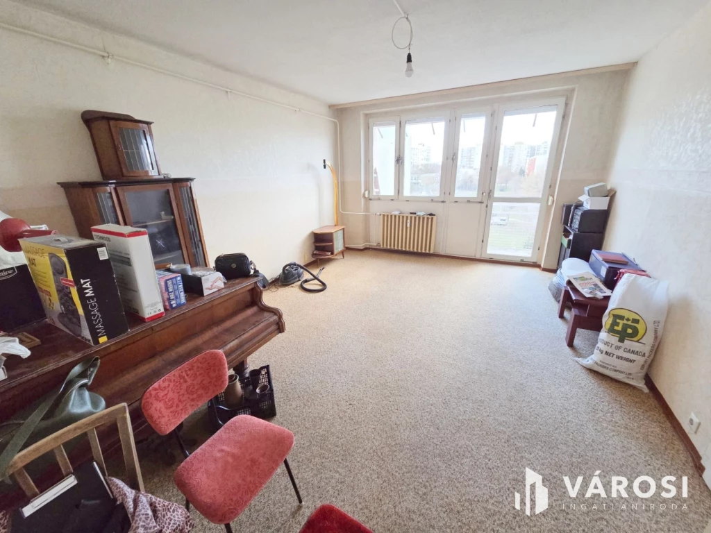 Jó elosztású Panel lakás Csepelen