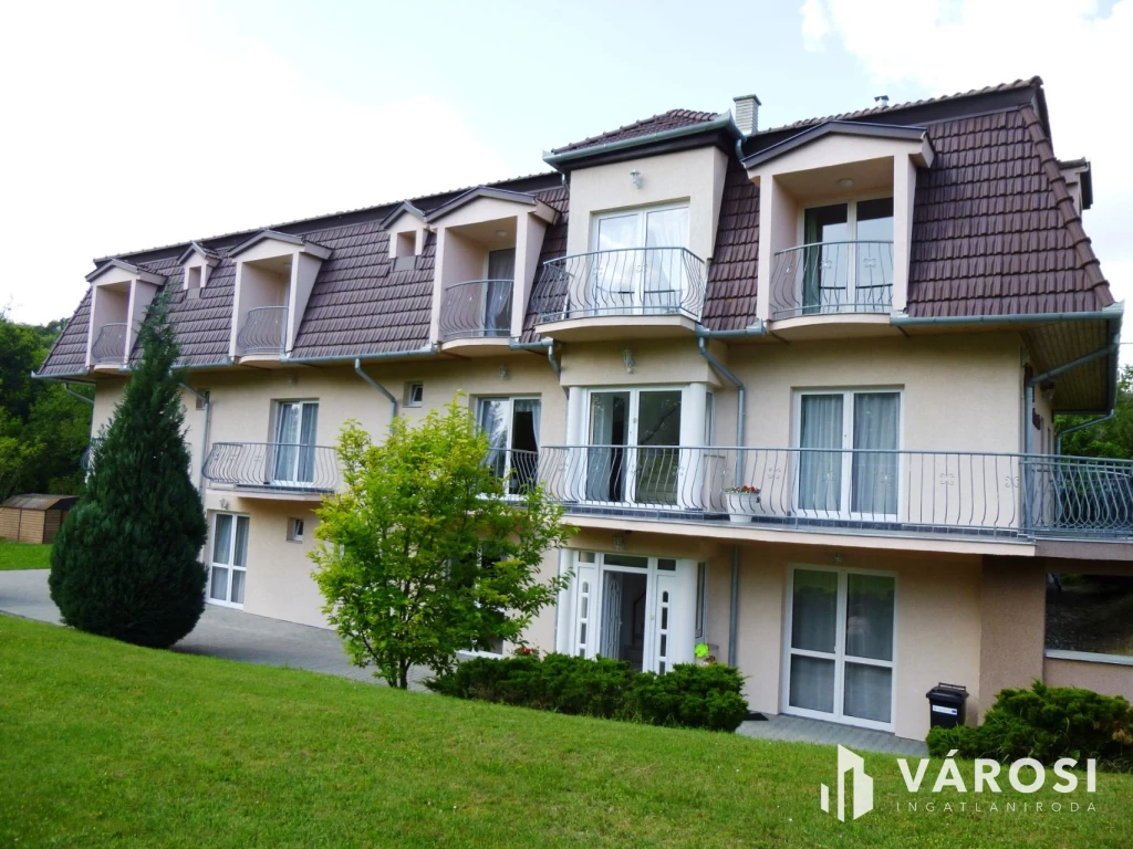 Zalakaroson, 25 szobás Családi ház, Apartmanház!