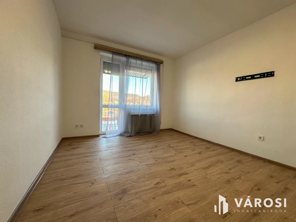 c3-1-name c2-19-name, Salgótarján