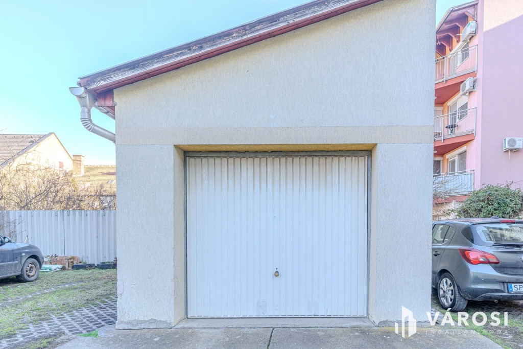For sale detached garage, Szeged, Rókus