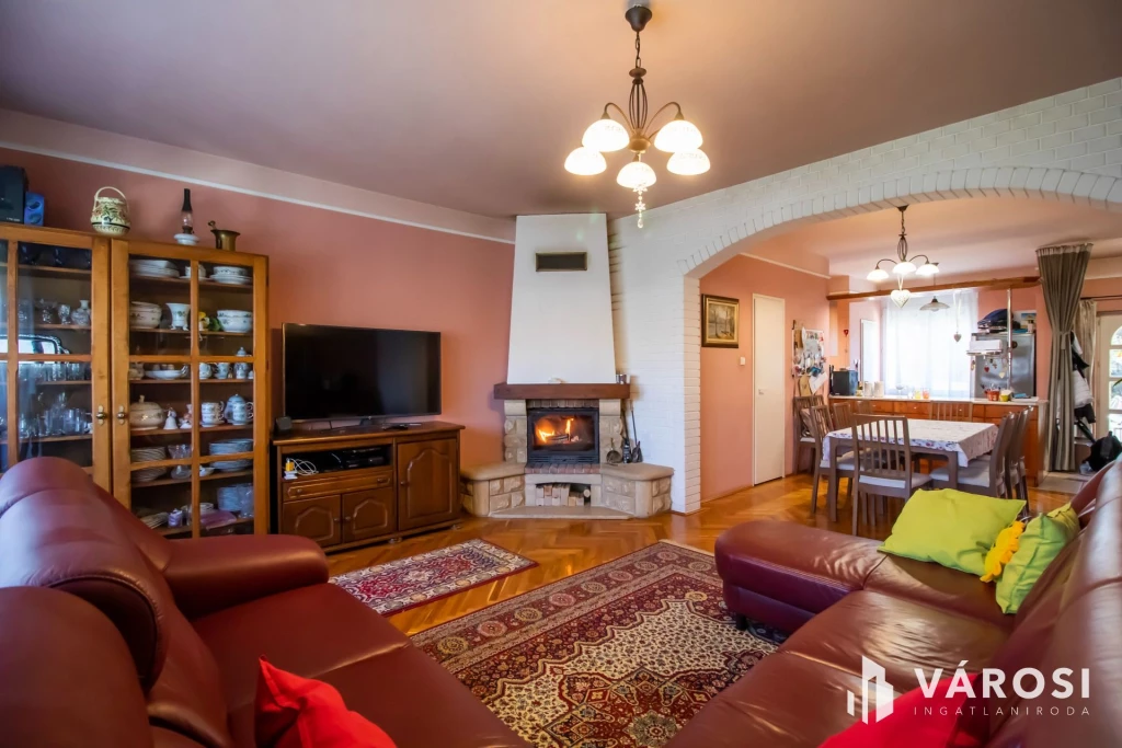 c3-1-name c2-82-name, Lovasberény