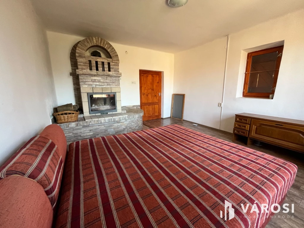 Nyírábrányban Parasztház melléképületekkel Eladó!