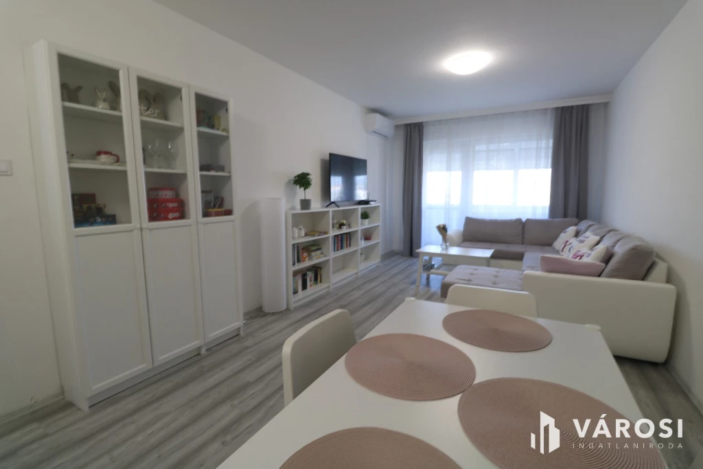 Etelka sori csodaszép lakás.