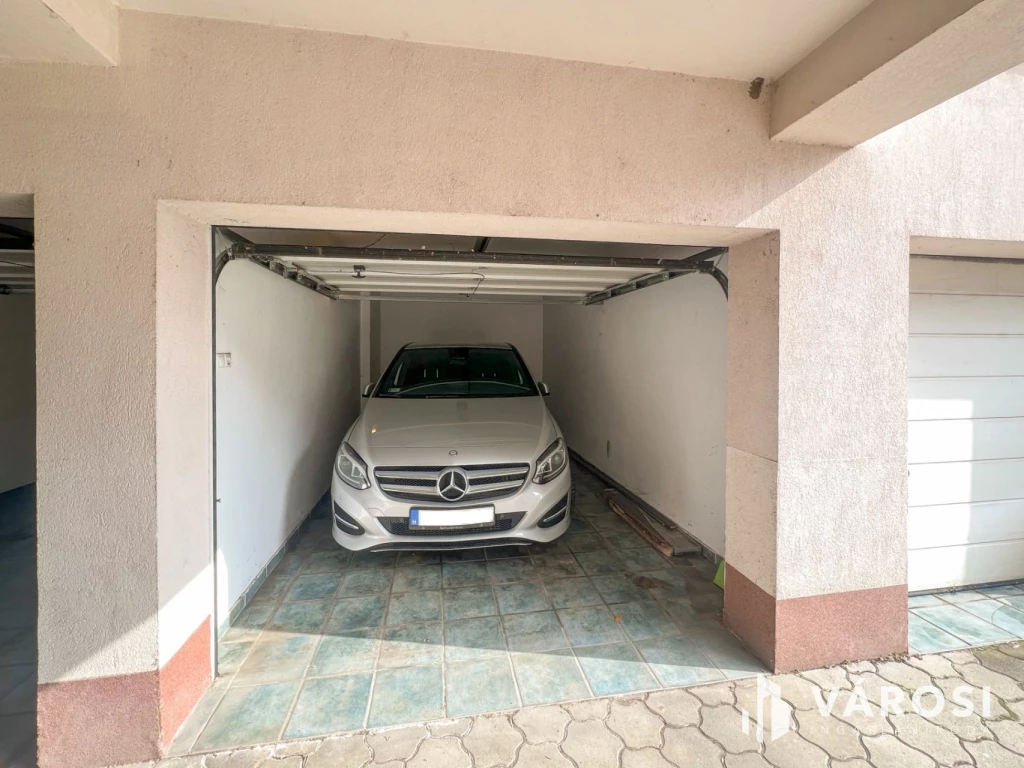 For sale detached garage, Békéscsaba, Belváros